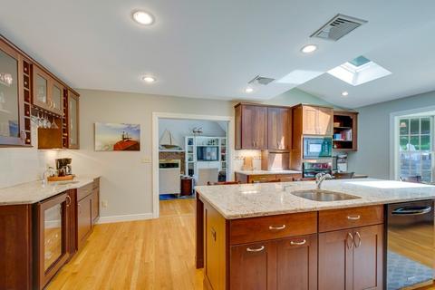 505 Great Plain Ave, Needham, MA 02492 photo 13