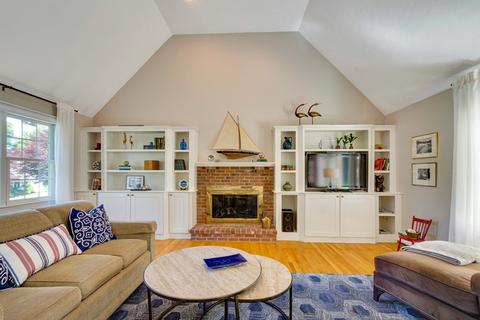 505 Great Plain Ave, Needham, MA 02492 photo 22