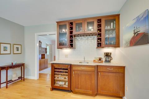 505 Great Plain Ave, Needham, MA 02492 photo 18