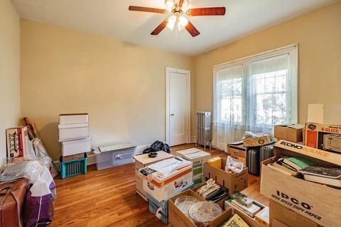 95 Marsden St, Springfield, MA 01109 photo 9