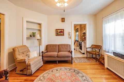 95 Marsden St, Springfield, MA 01109 photo 4