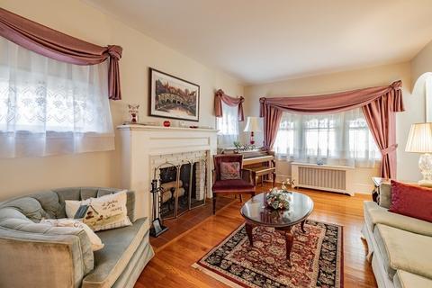 95 Marsden St, Springfield, MA 01109 photo 3