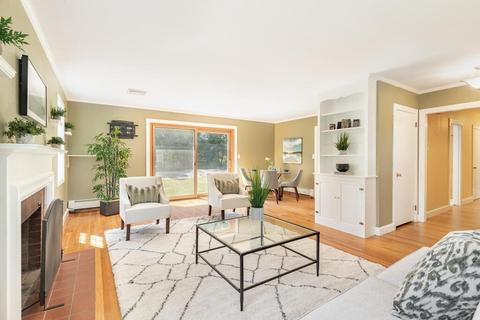 364 Franklin St, Reading, MA 01867 photo 8