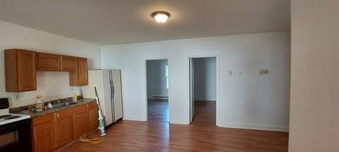69 Myrtle Ave, Webster, MA 01570 photo 3