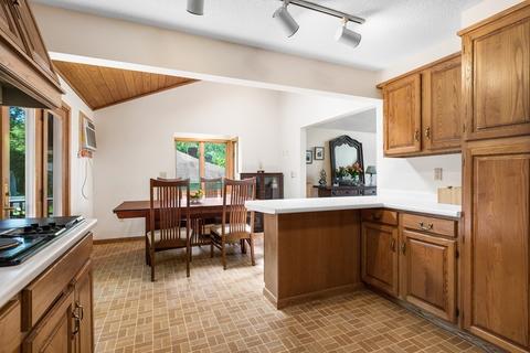 13 Fairfield St, Webster, MA 01570 photo 10