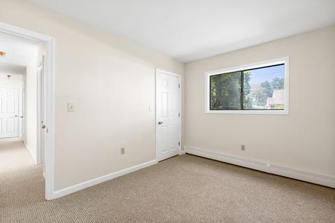 13 Fairfield St, Webster, MA 01570 photo 20