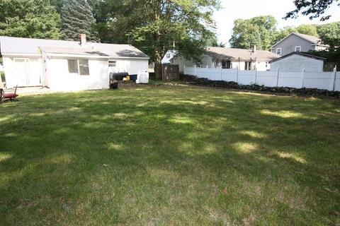 39 Warren Rd, Auburn, MA 01501 photo 5