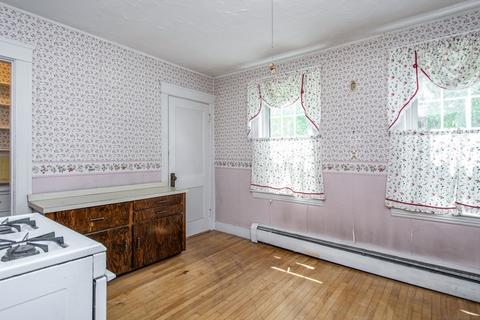 46 Fraternal Ave, Worcester, MA 01606 photo 14