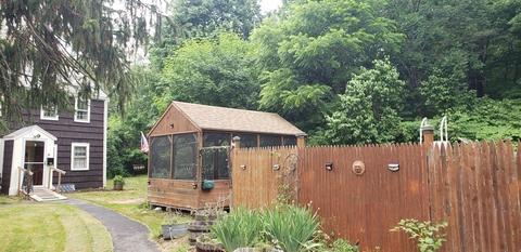 70 Elm St, Georgetown, MA 01833 photo 3