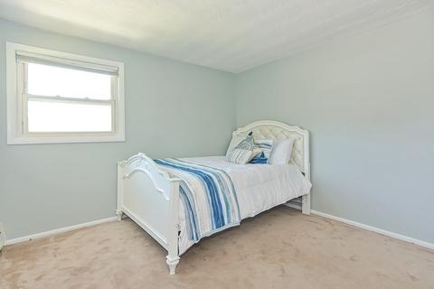 24 Cherry Rd, Framingham, MA 01701 photo 20