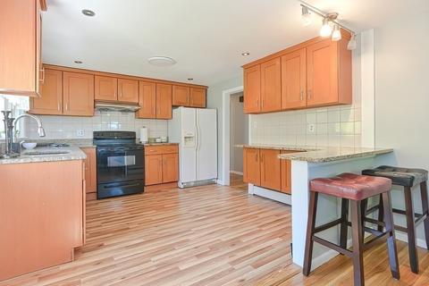 24 Cherry Rd, Framingham, MA 01701 photo 11