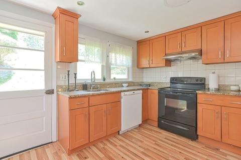 24 Cherry Rd, Framingham, MA 01701 photo 14