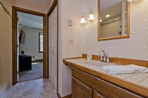 17 John St, Chicopee, MA 01013 photo 32