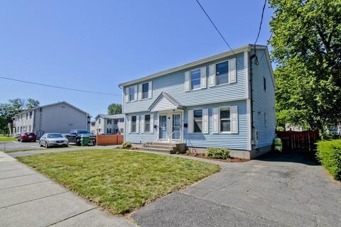 17 John St, Chicopee, MA 01013 photo 3