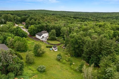 7 Newhouse Dr, Derry, NH 03038 photo 2