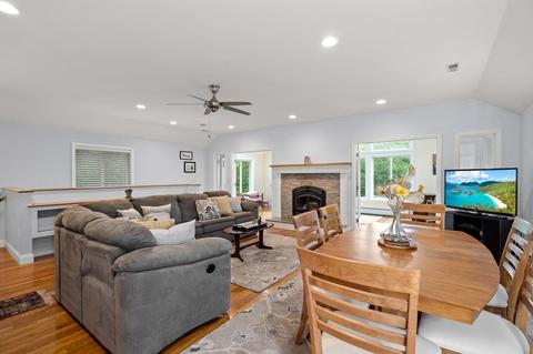 7 Newhouse Dr, Derry, NH 03038 photo 22