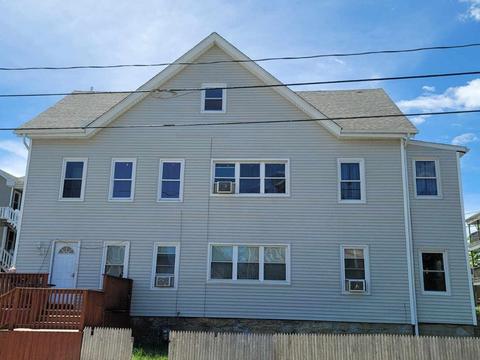 916 County St, Fall River, MA 02723 photo 2