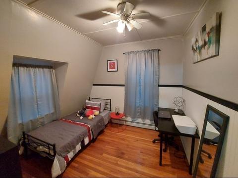 96 School St, Fall River, MA 02720 photo 4