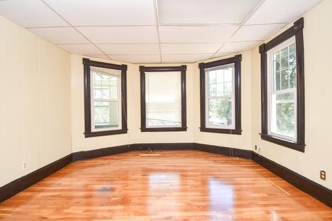 132 Alderman St, Springfield, MA 01108 photo 5