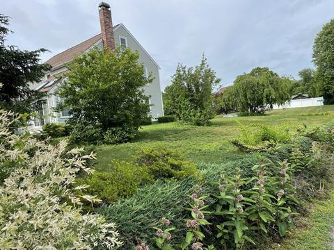 46 Devon St, Taunton, MA 02780 photo 5