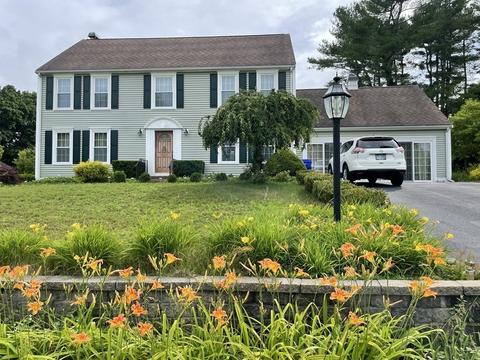 46 Devon St, Taunton, MA 02780 photo 2