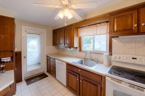 28 Cedar St, Palmer, MA 01080 photo 11