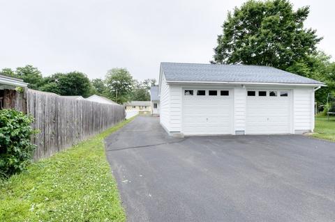 28 Cedar St, Palmer, MA 01080 photo 2
