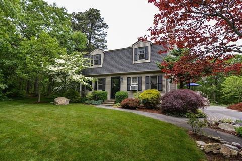 35 Winston Ave, Bourne, MA 02532 photo 1