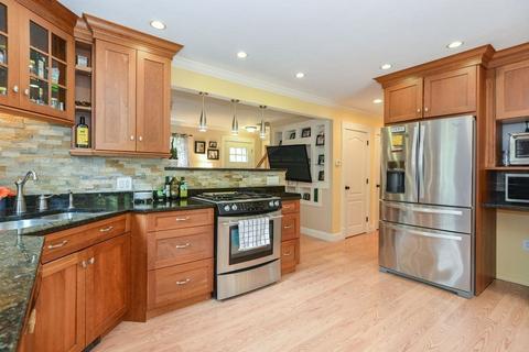 35 Winston Ave, Bourne, MA 02532 photo 6