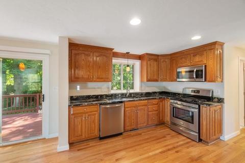1 Maple Ter, Plainville, MA 02762 photo 7