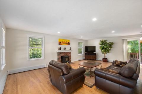 1 Maple Ter, Plainville, MA 02762 photo 6