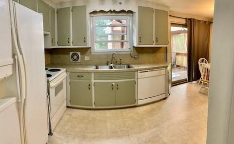 570 New Ludlow Rd, Chicopee, MA 01020 photo 8