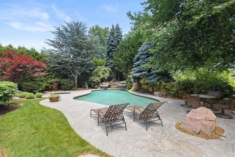 10 Navaho Dr, Canton, MA 02021 photo 40