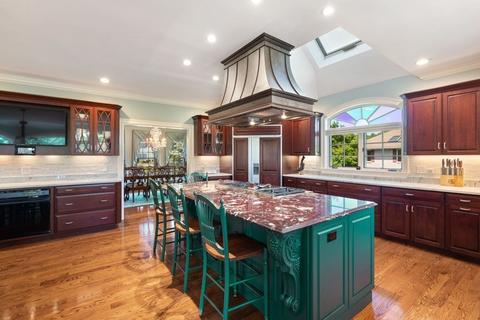 10 Navaho Dr, Canton, MA 02021 photo 9
