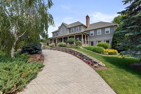 10 Navaho Dr, Canton, MA 02021 photo 3