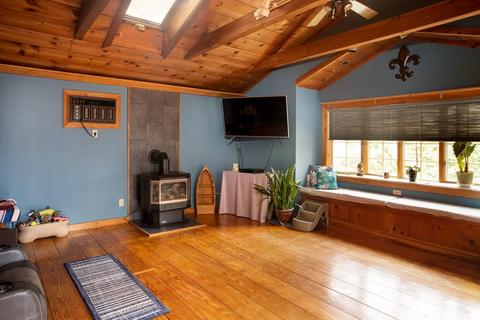 183 Thomas St, Fall River, MA 02723 photo 11