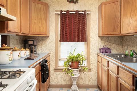 183 Thomas St, Fall River, MA 02723 photo 29