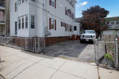 183 Thomas St, Fall River, MA 02723 photo 4
