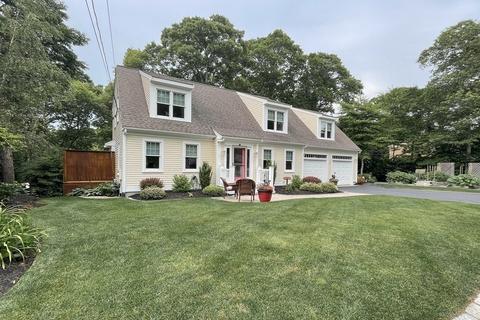 37 Cappawack Rd, Mashpee, MA 02649 photo 3