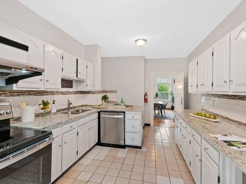 1906 Beacon St, Brookline, MA 02445 photo 5
