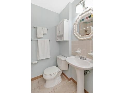1906 Beacon St, Brookline, MA 02445 photo 10