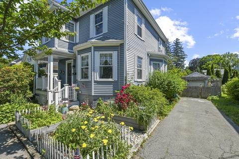 17 Trask St, Danvers, MA 01923 photo 2