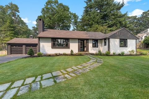 22 Howland, Hingham, MA 02043 photo 1