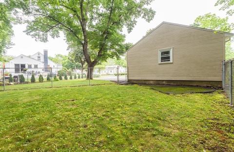21 Loris Rd, Danvers, MA 01923 photo 9
