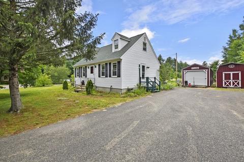 63 Peach St, Barre, MA 01005 photo 2