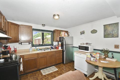 63 Peach St, Barre, MA 01005 photo 7