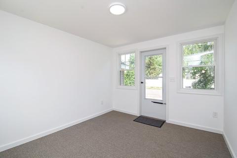 5 Clough St, Springfield, MA 01118 photo 14