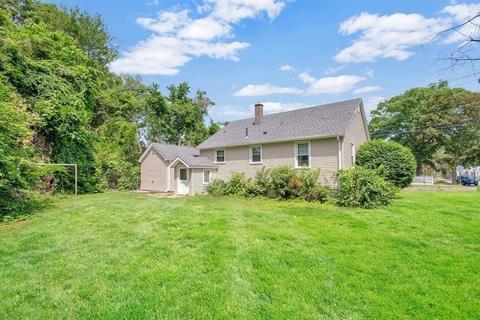 5 Clough St, Springfield, MA 01118 photo 3