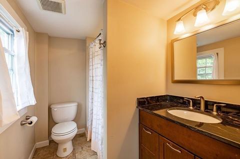 16 Maple St, Mendon, MA 01756 photo 33