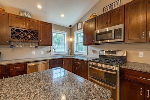 16 Maple St, Mendon, MA 01756 photo 19